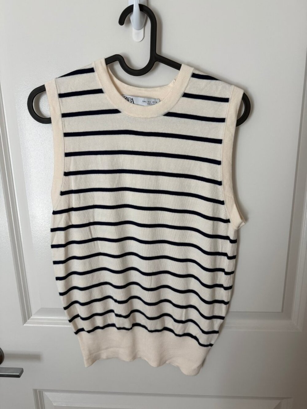 Zara Cream Navy Striped Knit Sleeveless Top Women's Size L - Like New
